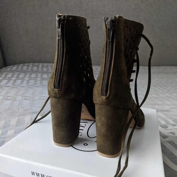 Steve Madden Olive Suede Ankle Boots - Picture 7 of 8